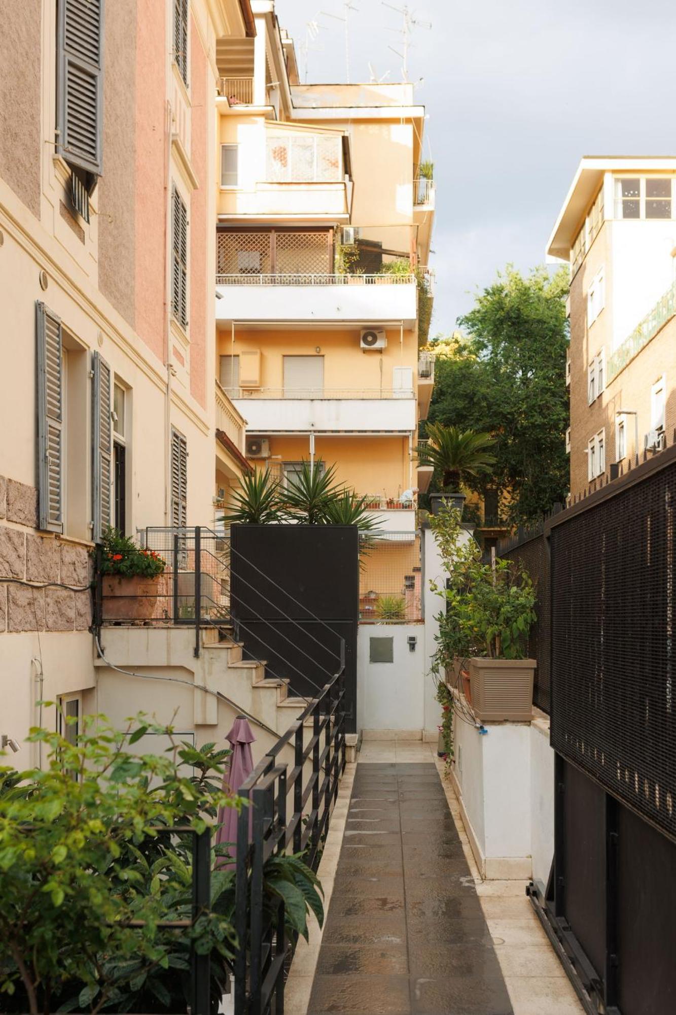 Casa Caudi Hotel Rome Exterior photo